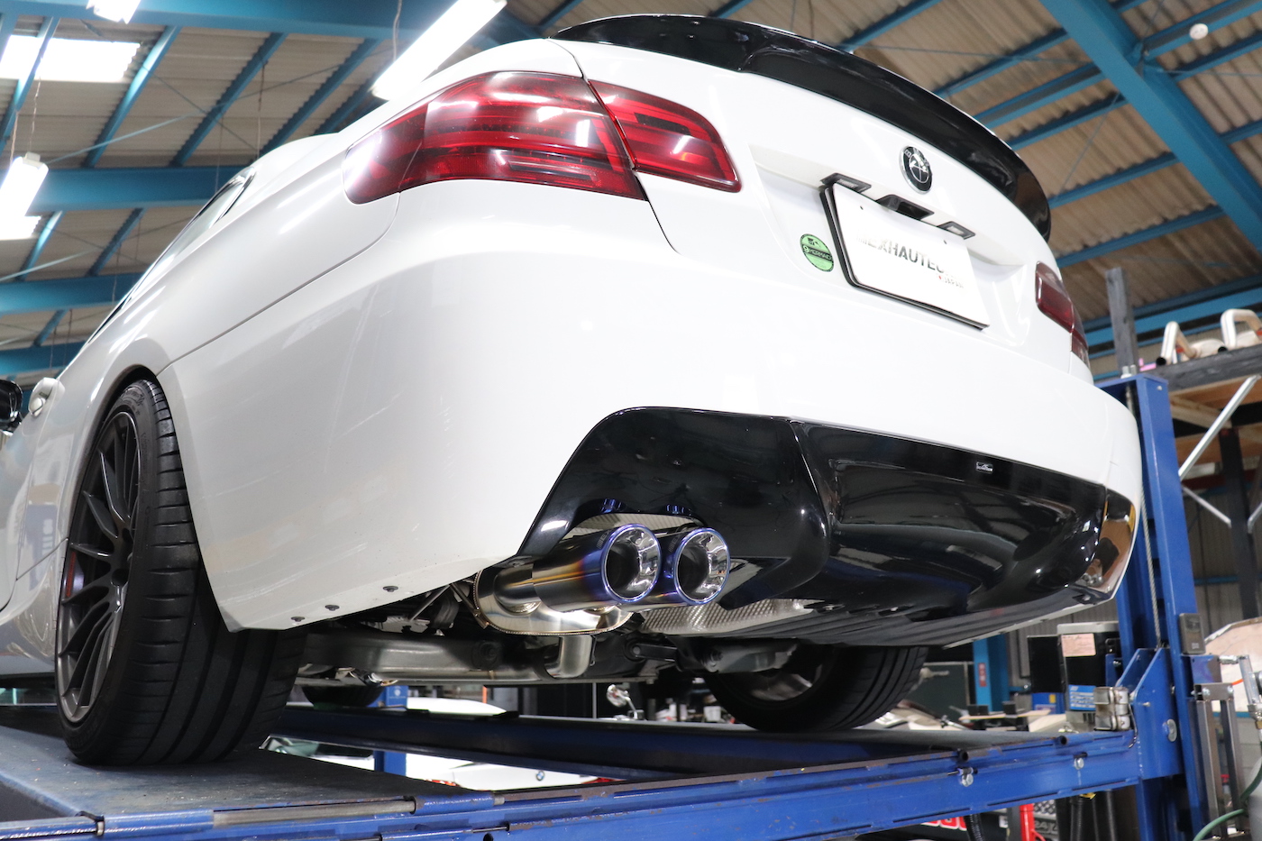 BMW E92 320i ワンオフマフラー製作させて頂きました 直4 2リッターターボE/G BMW E92 320i exhaust system  - EXHAUTECH Japan